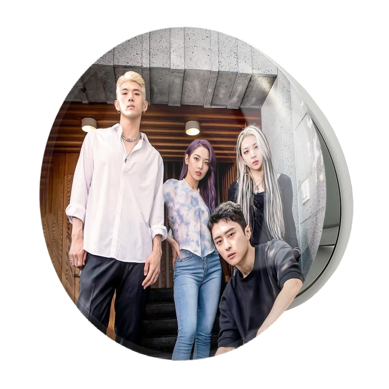 آینه جیبی خندالو طرح گروه کارد Kard مدل تاشو کد 20154 