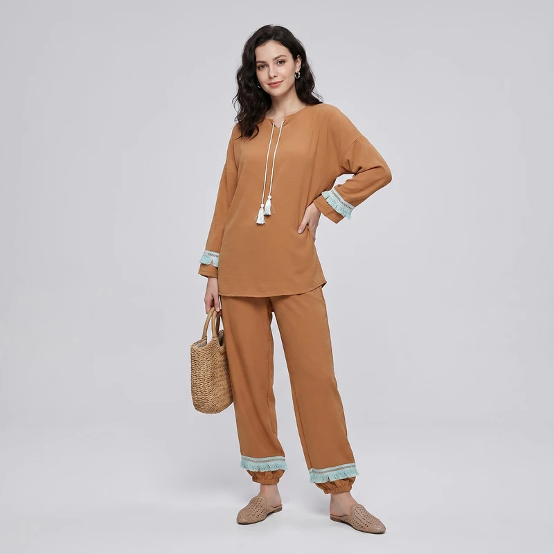 ست تونیک و شلوار زنانه مدل نخی ابر و بادی یقه کوبایی بنددار کد d501