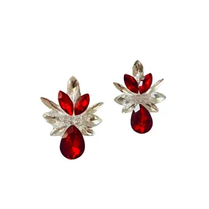 گوشواره دست ساز زنانه مدل کارمین