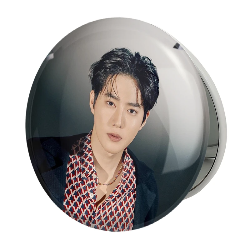 آینه جیبی خندالو طرح سوهو گروه اکسو EXO مدل تاشو کد 16857 