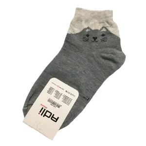 جوراب بچگانه مدل CAT-4