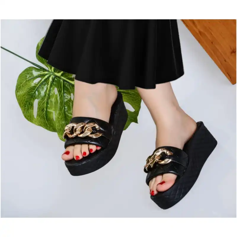 صندل زنانه مدل لازان