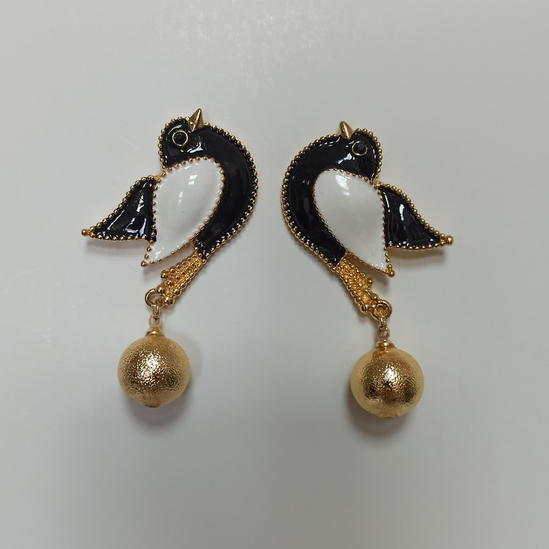 گوشواره دخترانه طرح گنجشک گوشواره دخترانه طرح گنجشک