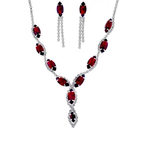 نیم ست زنانه برانت طرح داهیلنی