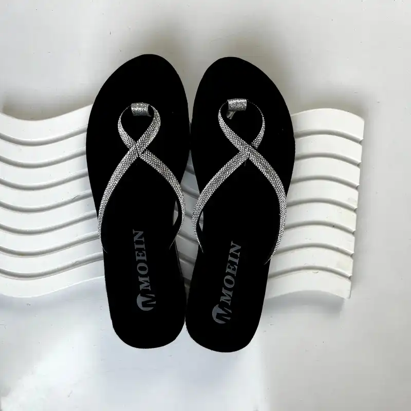 دمپایی لاانگشتی زنانه مدل آلفا 17 رنگ مشکی