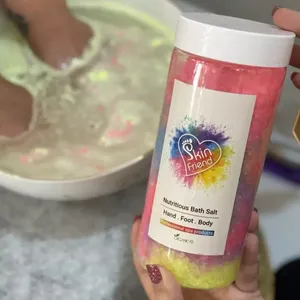 نمک حمام رنگین کمانی اسکین فرند وزن ۸۰۰ گرم بسته یک عددی