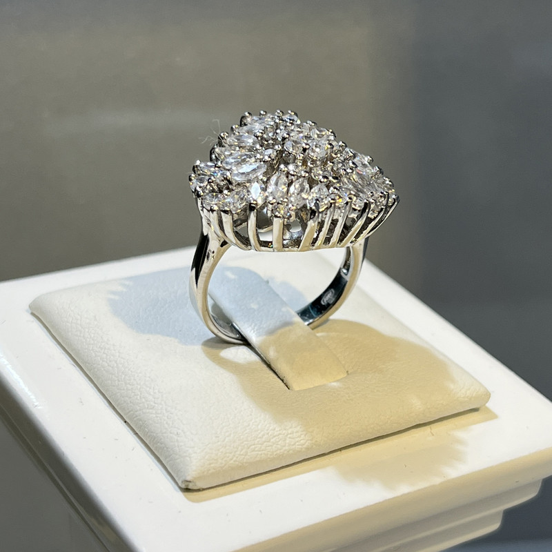 انگشتر نقره زنانه مدل جواهری مارکیز 3302-30 انگشتر نقره زنانه مدل جواهری مارکیز 3302-30