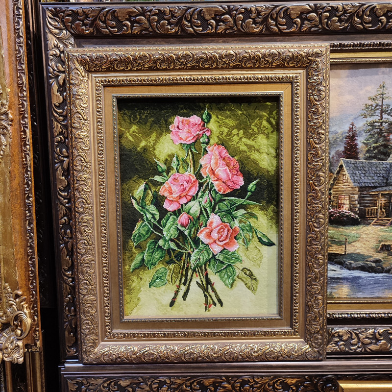 تابلو فرش دستبافت طرح گل رز مدل RAR47 تابلو فرش دستبافت طرح گل رز مدل RAR47