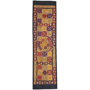 رومیزی سوزن دوزی کد SOOZRA97