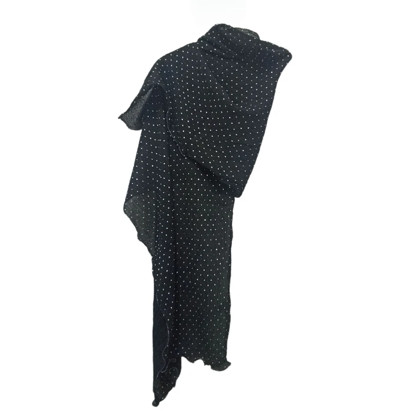 شال زنانه مدل لبه موجی طرح خال خالی