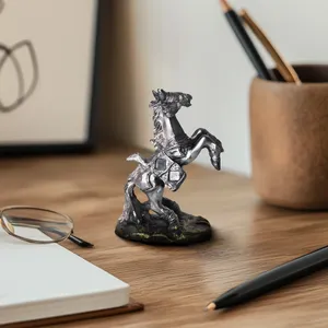 مجسمه مدل پلی استر طرح اسب