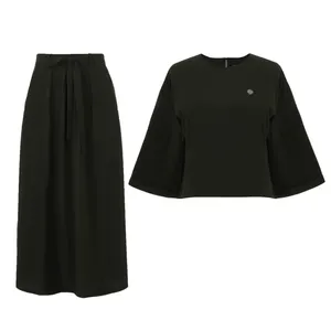 ست نیم تنه و دامن زنانه بنیس مدل لیزا رنگ سبز تیره