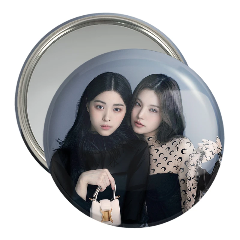 آینه جیبی خندالو مدل گروه ایتزی ITZY  کد 20225