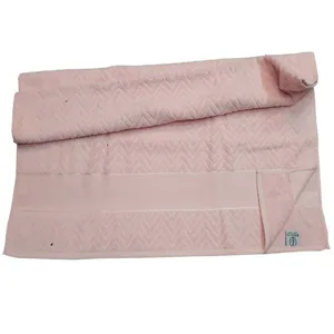 حوله حمام رویال طرح موج سایز 95x155 سانتی متر
