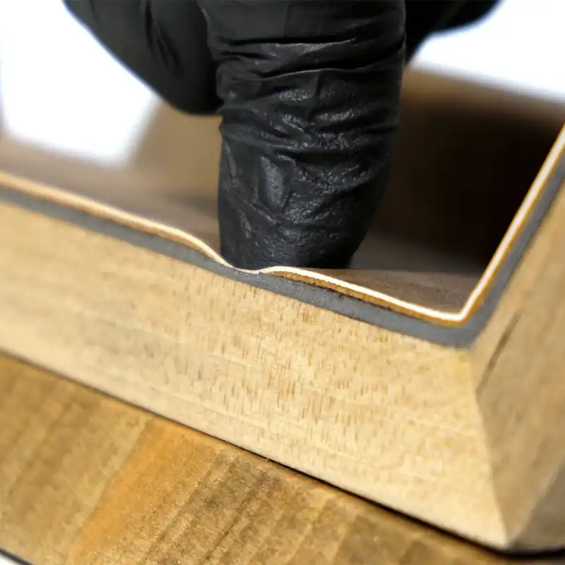 نگهدارنده ساز چمان مدل پایه چوبی عود