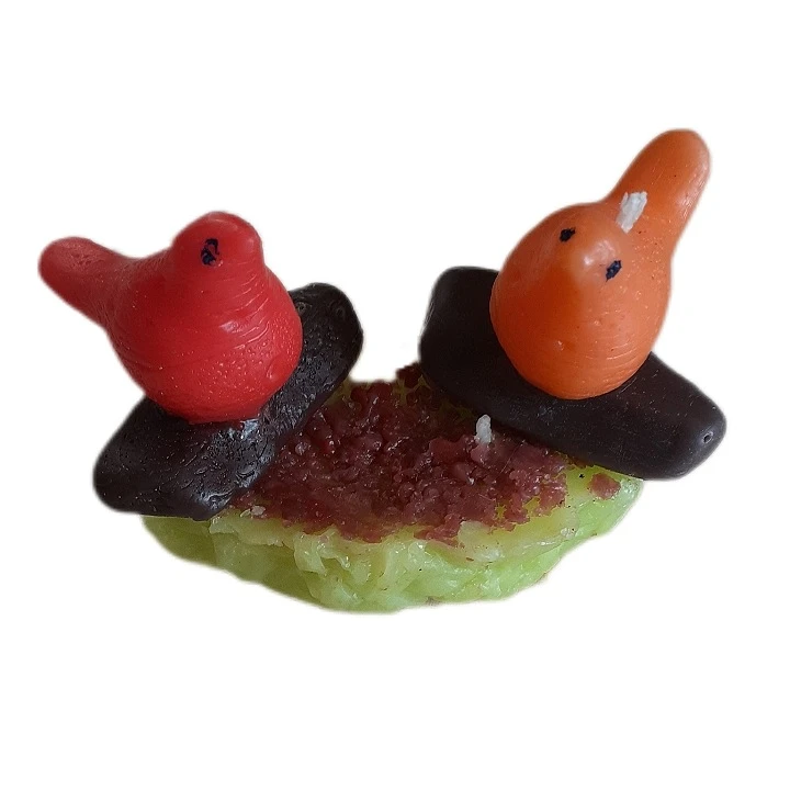 شمع دست ساز معطر مدل 01 با رایحه سیب زمان اتمام 10ساعت