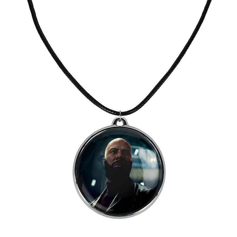 گردنبند خندالو مدل سریال سیلو Silo کد 2997729978