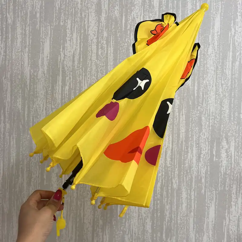 چتر بچگانه مدل سه بعدی طرح جوجه گوش اردکی