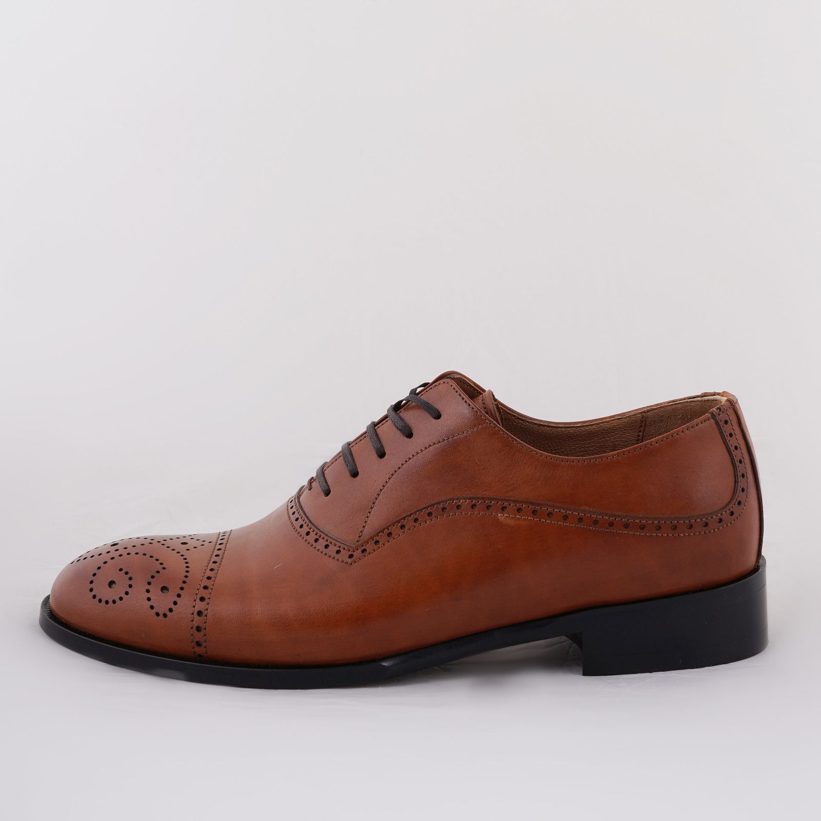 کفش مردانه کرمانی مدل چرم دستدوز طبیعی کد 1073 رنگ عسلی -  - 5