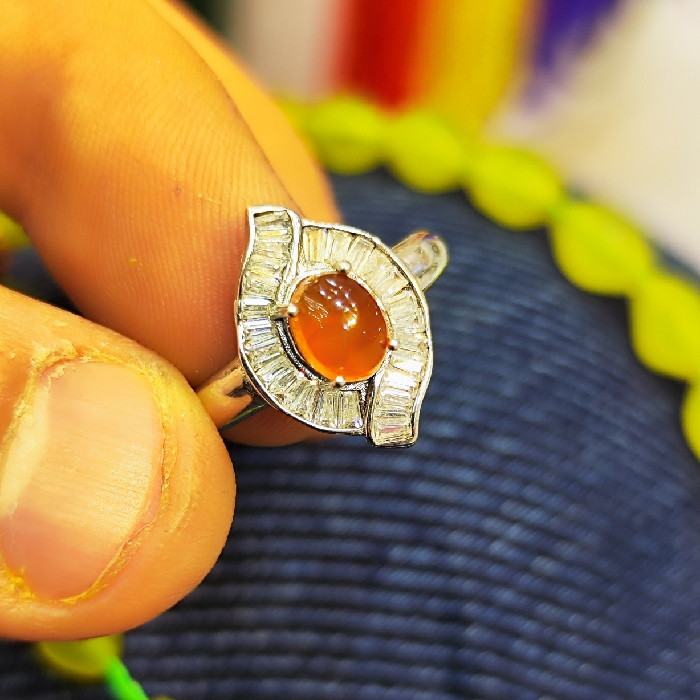 انگشتر نقره زنانه مدل عقیق یمانی کد 33