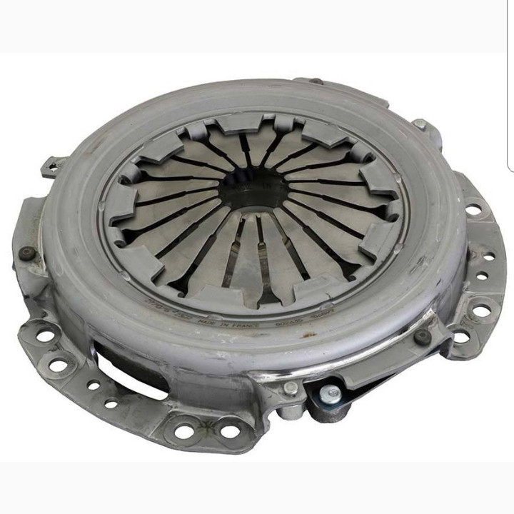 کیت کلاچ والئو مدل پری دمپر کد 821333 مناسب برای زانتیا 1800