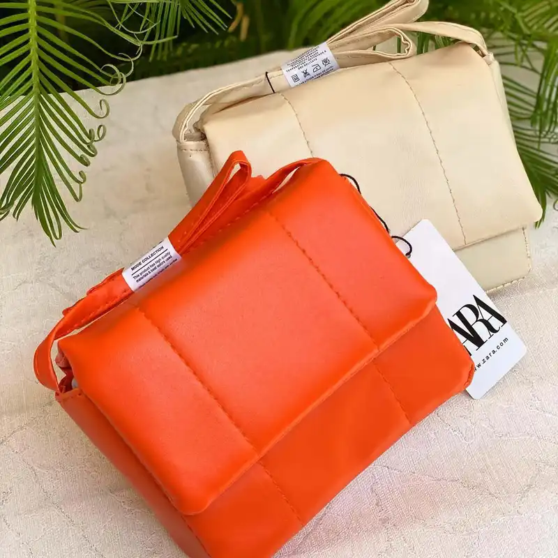 کیف دوشی زنانه مدل مینی 009