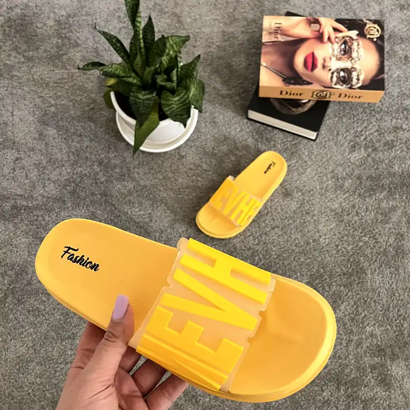 دمپایی زنانه پاپا مدل YW.2776