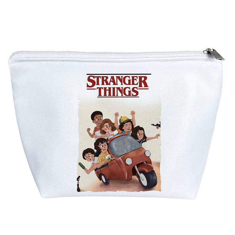 کیف لوازم آرایش دخترانه خندالو مدل Stranger things کد 5325