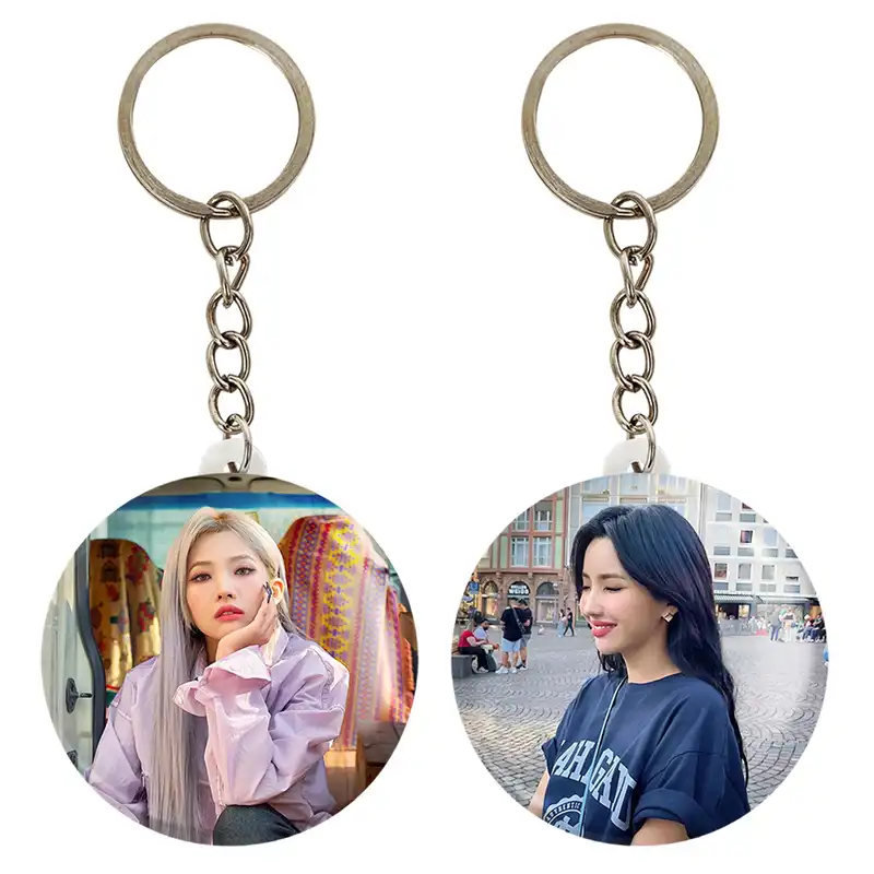 جاکلیدی خندالو مدل سویون گروه جی آیدل GIdle کد 1957119568 مجموعه 2 عددی