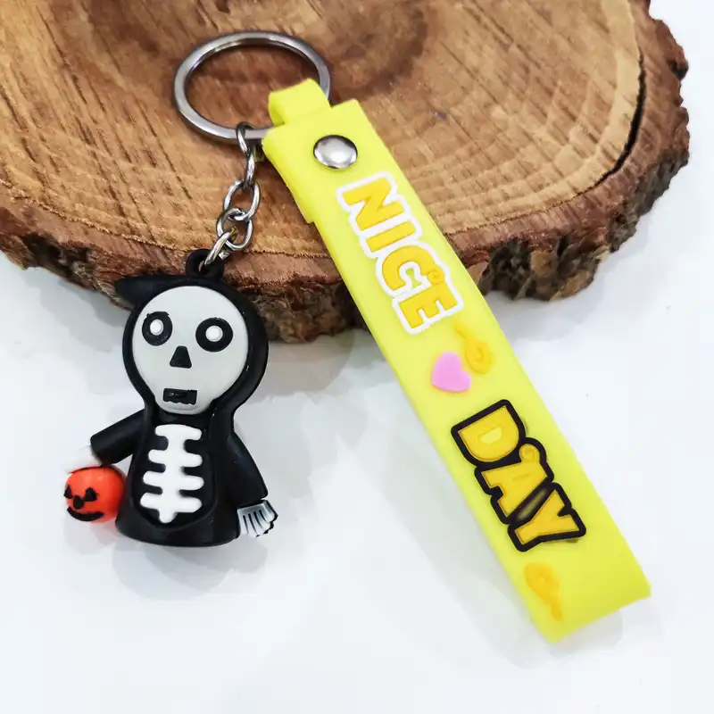 جاکلیدی مدل سیلیکونی طرح کدو تنبل و روح خفاش هالوین مجموعه 4 عددی