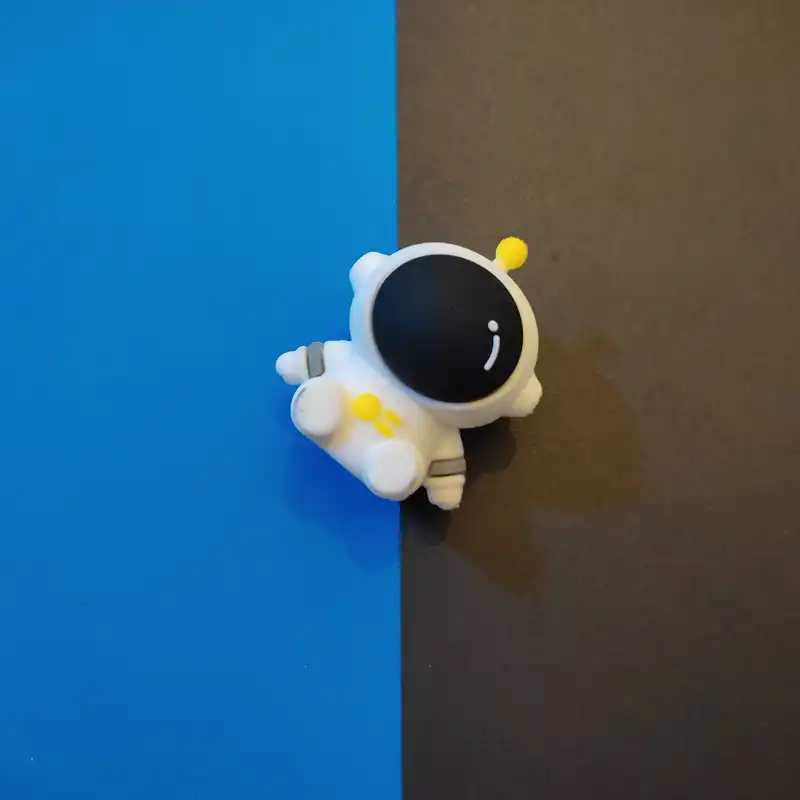 تراش مدل فضانورد کد 00