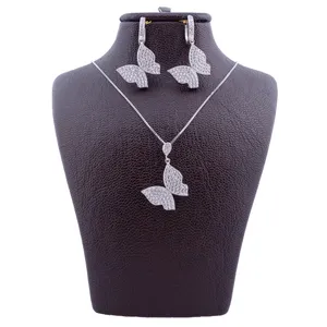 نیم ست نقره زنانه پروانه مدل AMT_N104