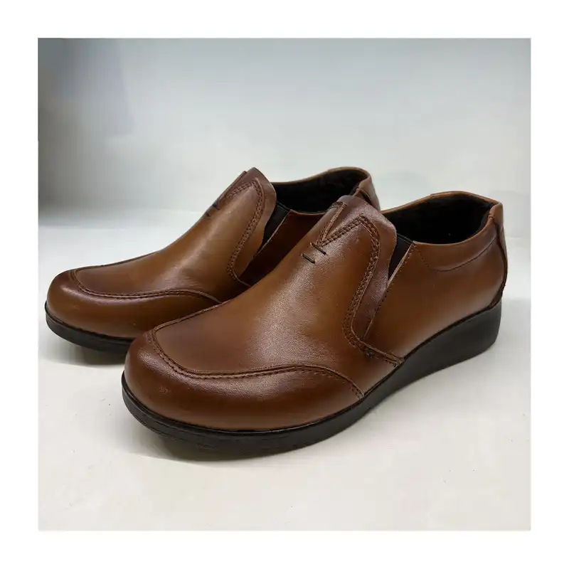 کفش روزمره زنانه سرزمین چرم کد 1042 رنگ عسلی