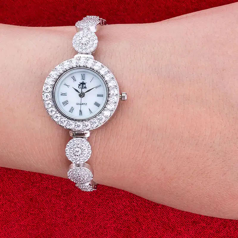 ساعت مچی عقربه ای نقره زنانه مدل AVN_012