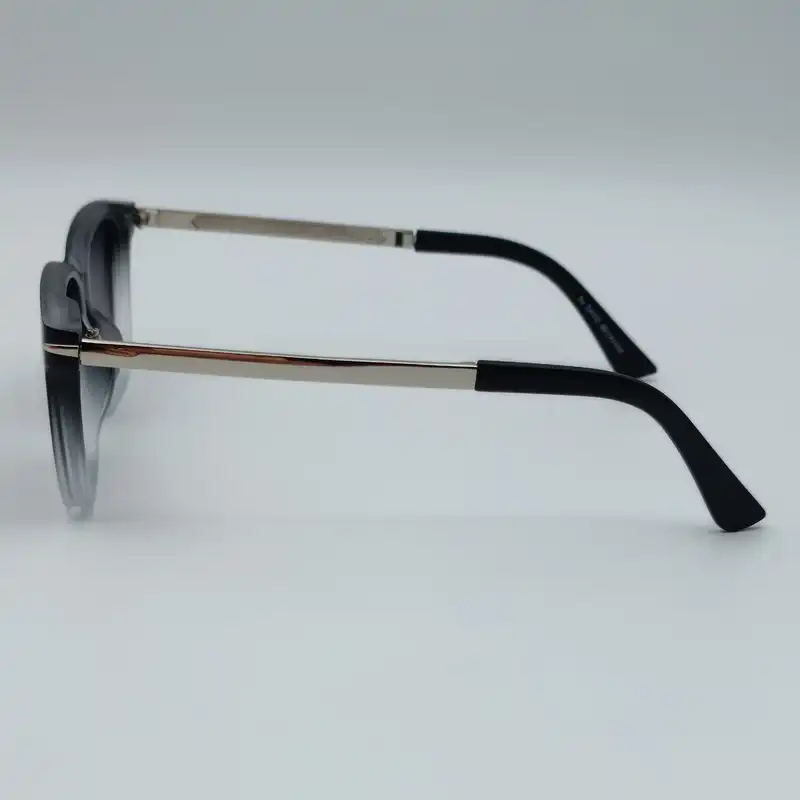 عینک آفتابی دیوید بکهام مدل UM1893