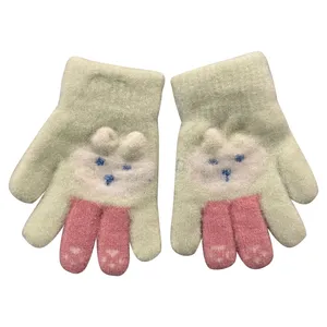 دستکش بافتنی نوزاد کد 762