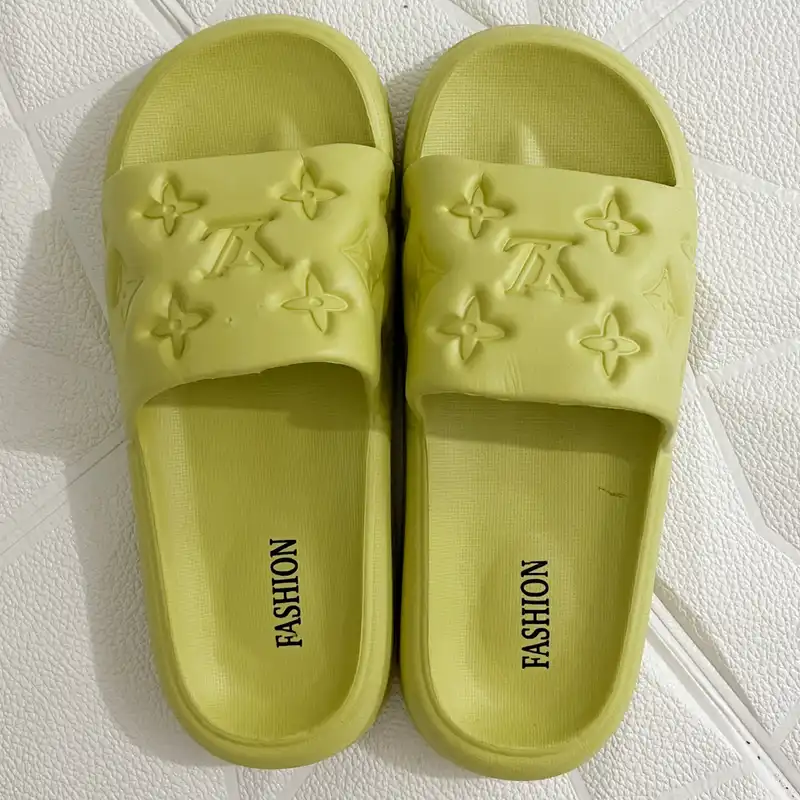 دمپایی زنانه کد 0209