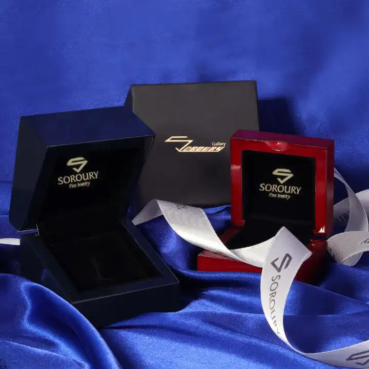 انگشتر طلا 18 عیار زنانه جواهری سروری مدل 10343