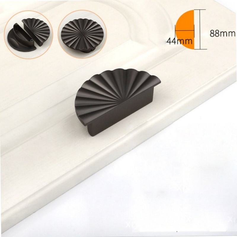 دستگیره کابینت مدل دوپیچ mm32 A40 بسته 3 عددی دستگیره کابینت مدل دوپیچ mm32 A40 بسته 3 عددی