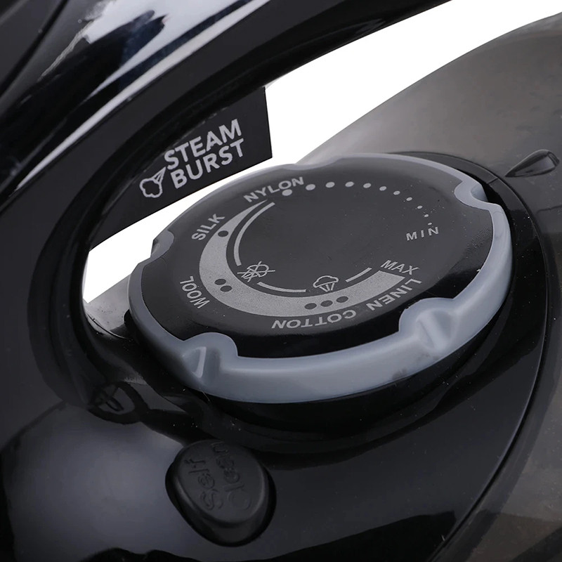 اتو بخار 2600 وات دسینی مدل 960