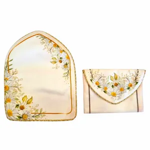 جانماز طرح محراب به همراه کیف 