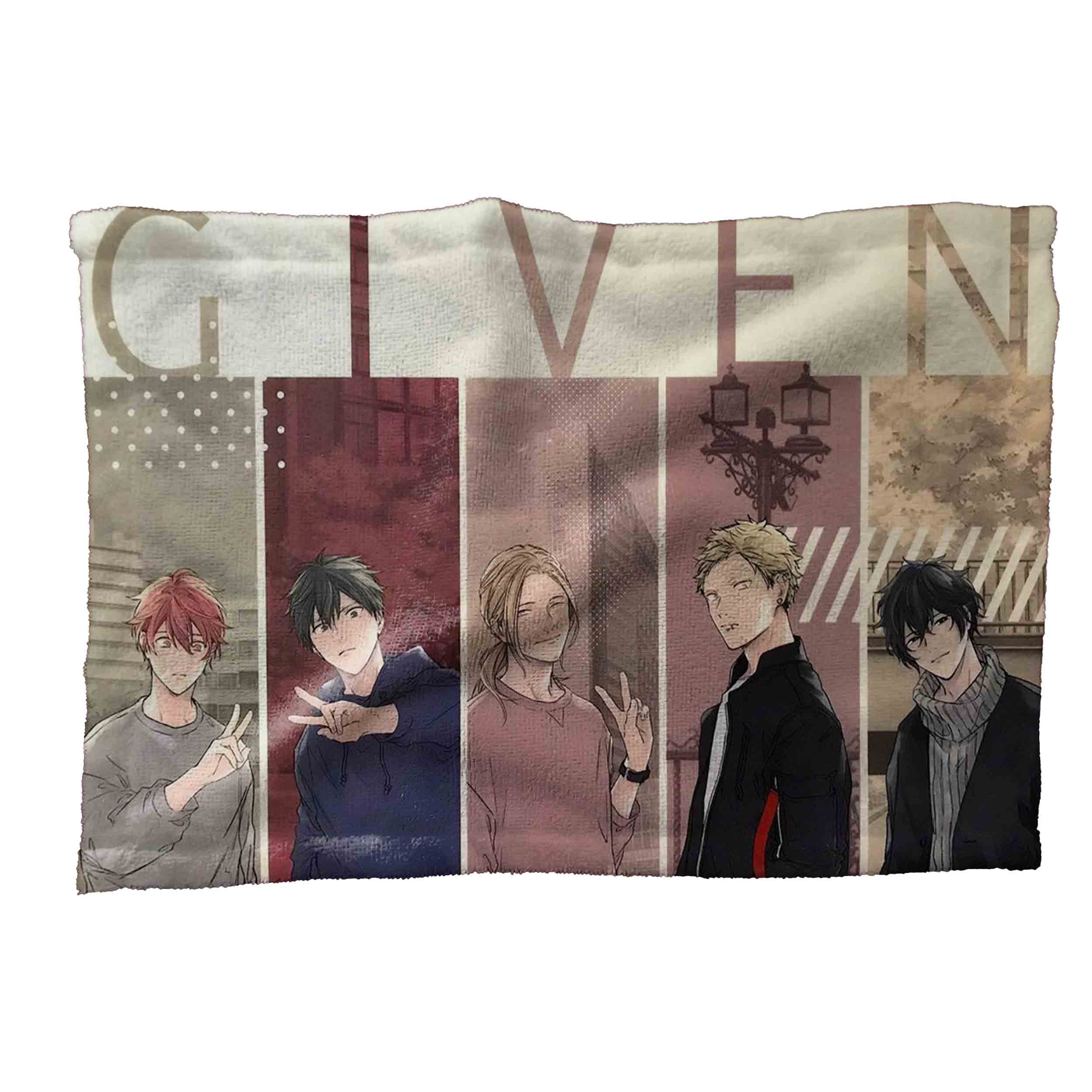 حوله کودک مدل انیمه گیون given کد TW035 سایز 30x40 سانتی متر