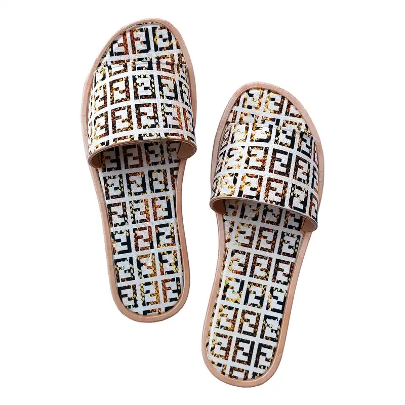 دمپایی زنانه باتو مدل اف