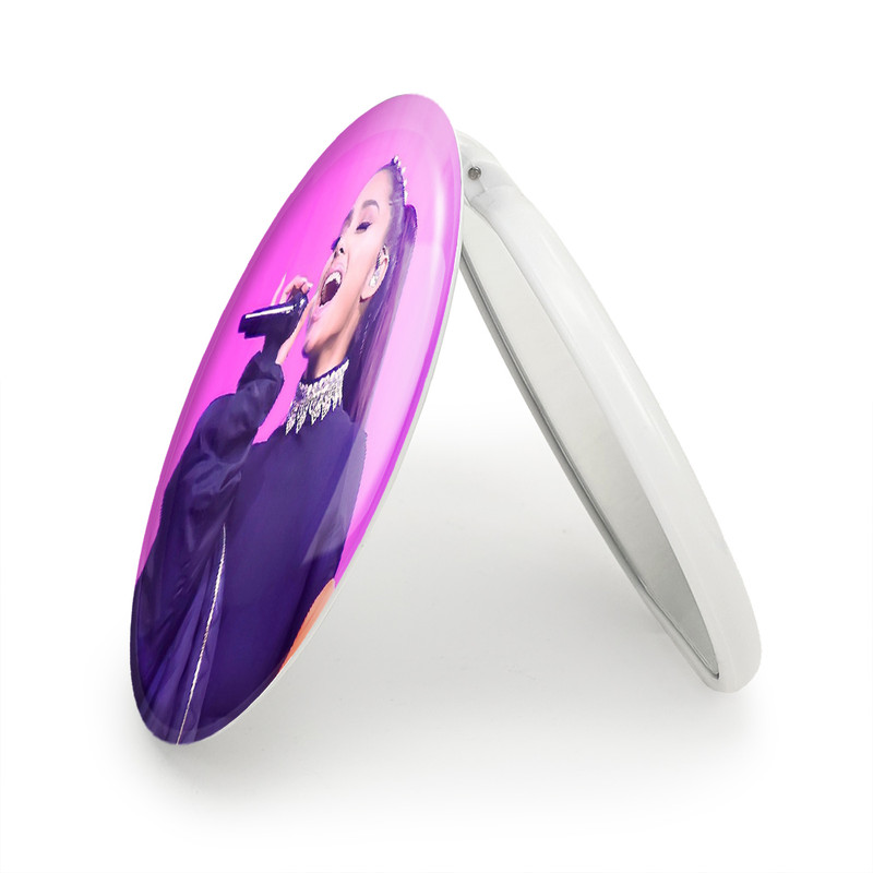 آینه جیبی خندالو طرح آریانا گرانده Ariana Grande مدل تاشو کد 19066 آینه جیبی خندالو طرح آریانا گرانده Ariana Grande مدل تاشو کد 19066