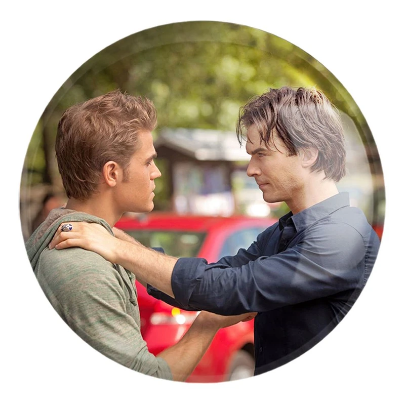 پیکسل خندالو طرح دیمون و استفان خاطرات یک خون آشام  The Vampire Diaries کد 23685 مدل بزرگ