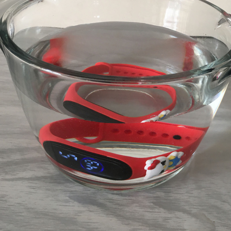 ساعت مچی دیجیتال بچگانه مدل لمسی ضد آب سیلیکونی کیتی کد KITY RE DD 66