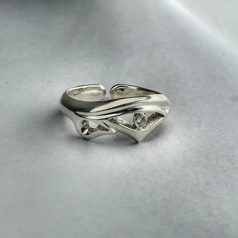 انگشتر نقره زنانه مدل نگاه