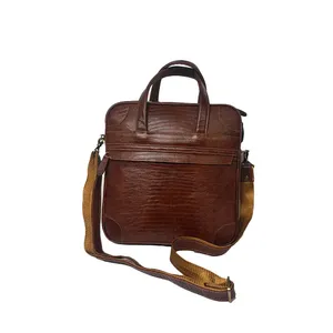 کیف دوشی دست دوز مردانه مدل مینی کابوک چرم لیزارد