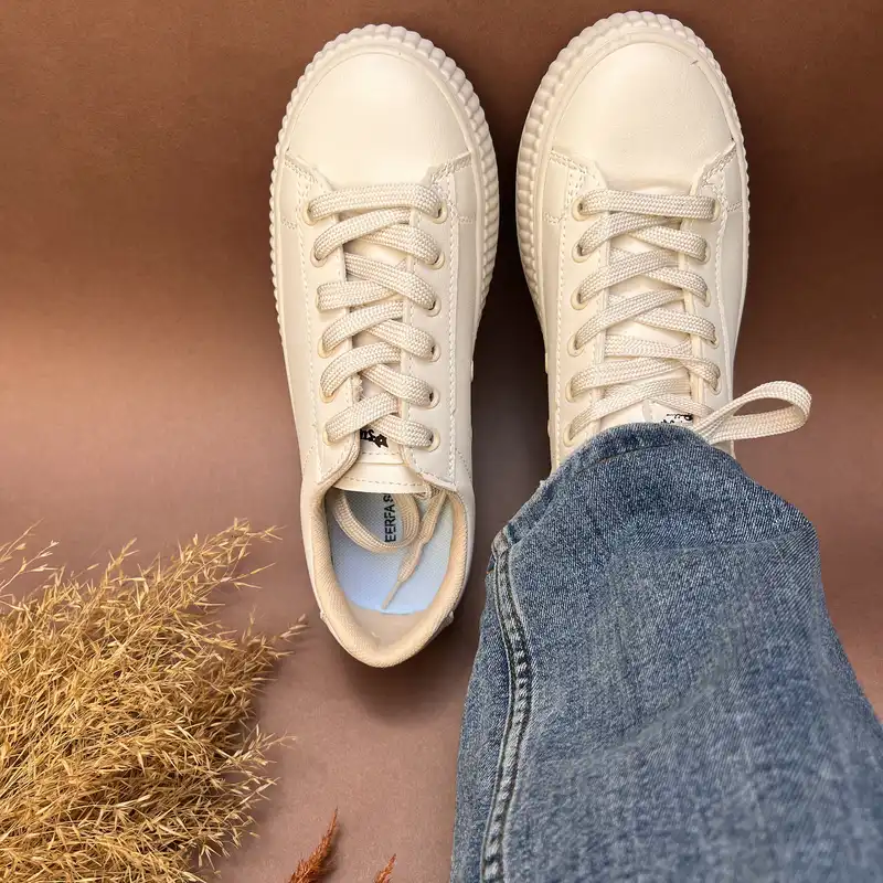 کفش روزمره زنانه مدل موگه 4