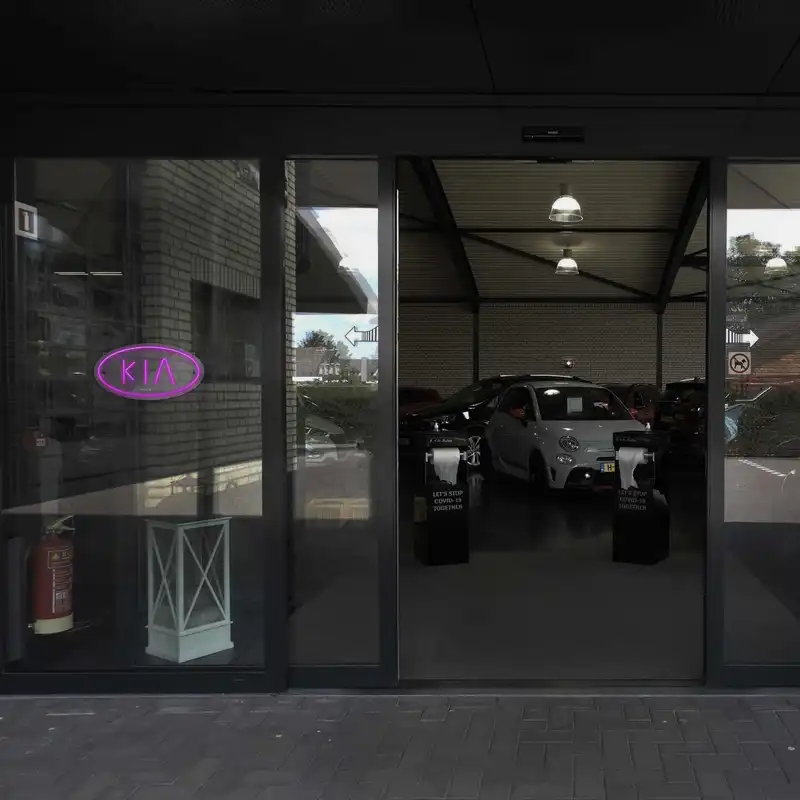 چراغ دیواری نئون دیزاین طرح Kia_PR